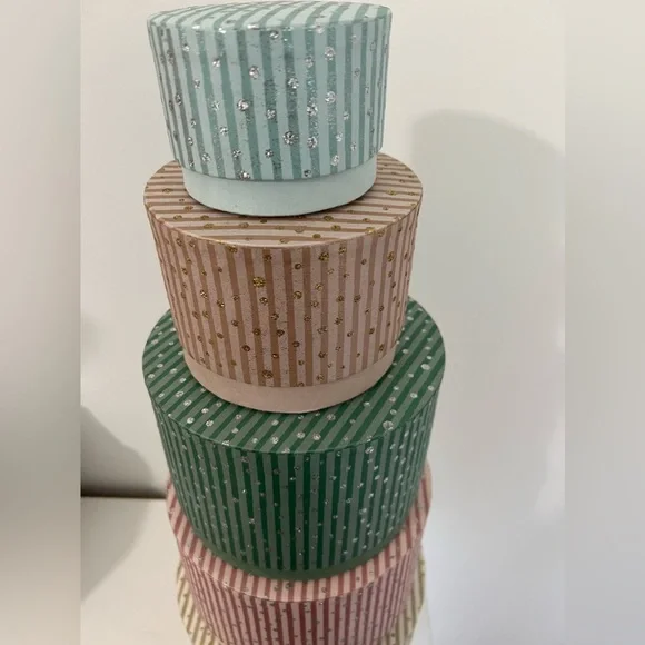 NWT 5- nesting stackable hat boxes decorative storage closet Christmas Decor - Picture 6 of 7